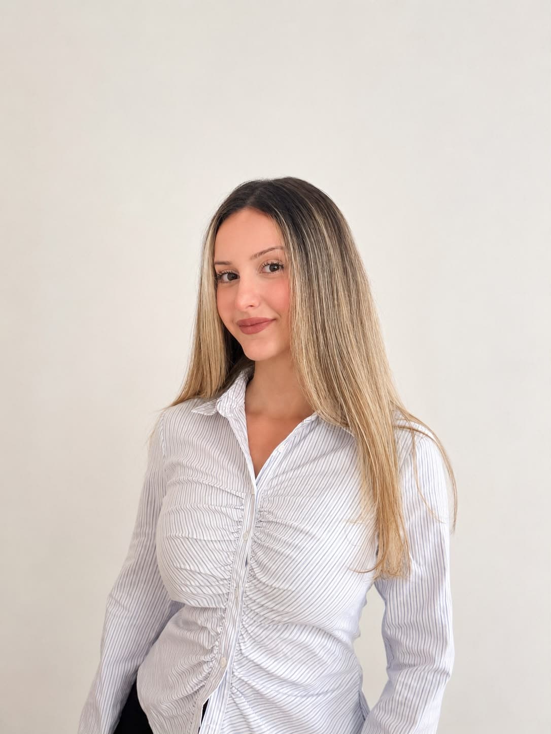 Mısra Çakır profesyonel portresi